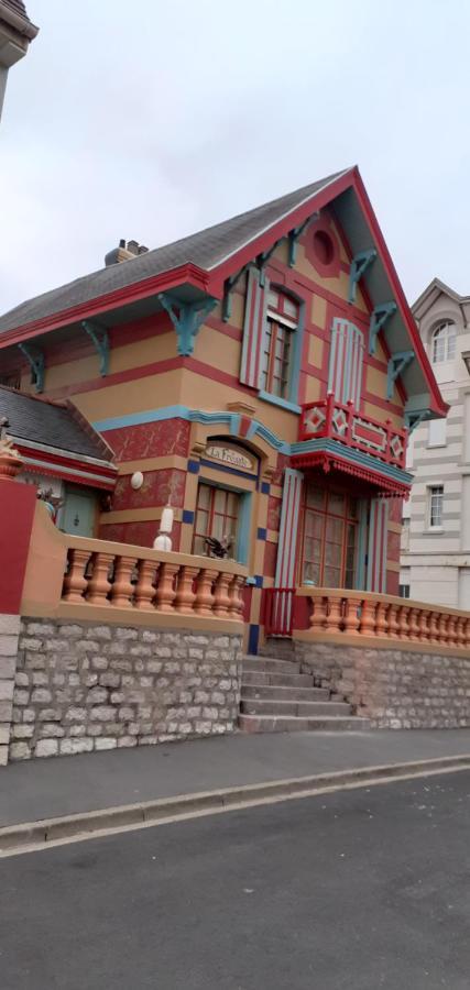 Studio 30 M2 Refait A Neuf Idealement Situe Centre Ville Et Plage Wimereux Exterior photo